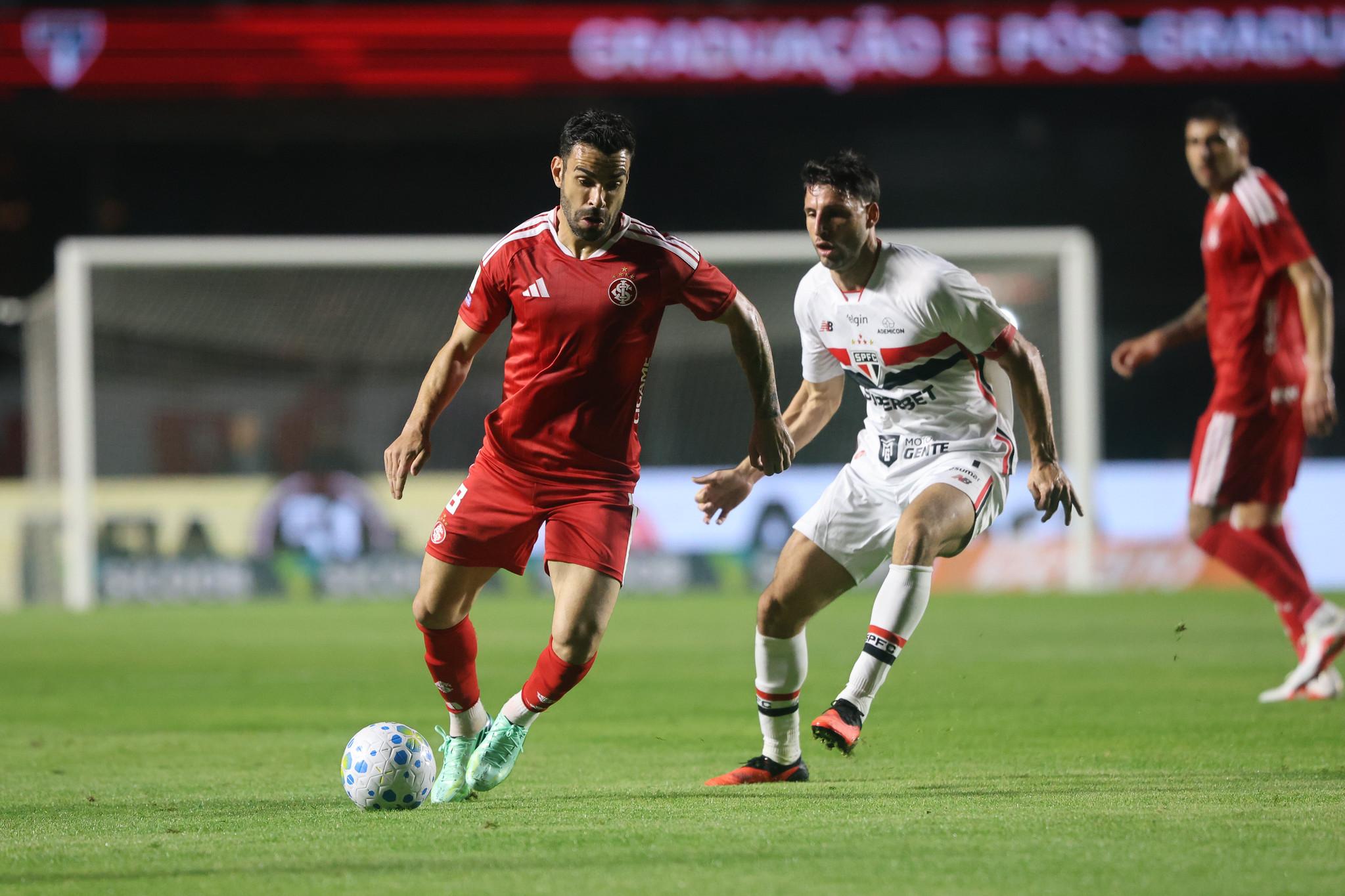 Inter perde para o São Paulo e vê situação se complicar ainda mais